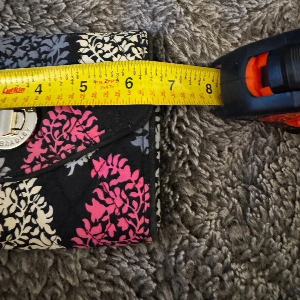 VERA BRADLEY Northern Lights Your Turn Smartphone Wristlet